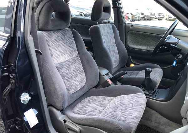 Mazda 626 cena 29999 przebieg: 77326, rok produkcji 1995 z Radymno małe 379
